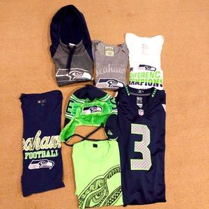 NFL Bundles Seahawks shirts.